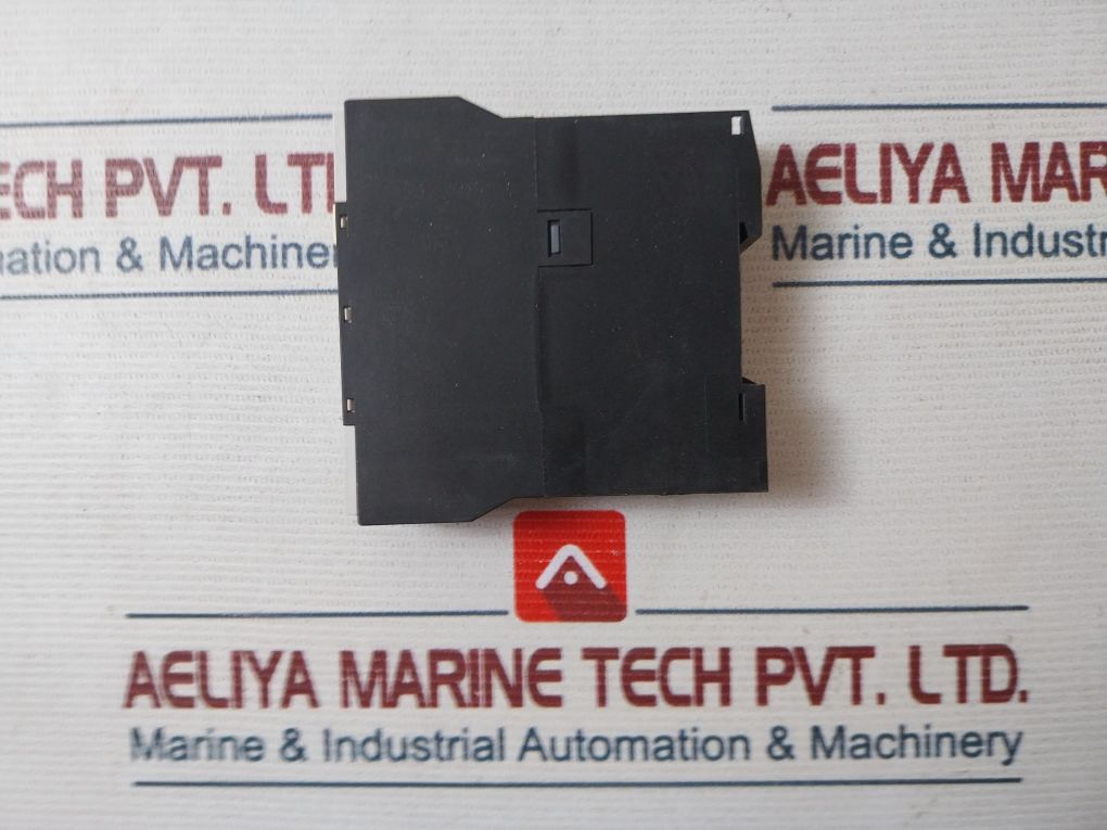 Siemens 3Un21 00-0Ab4 Thermistor Protective Relay Module