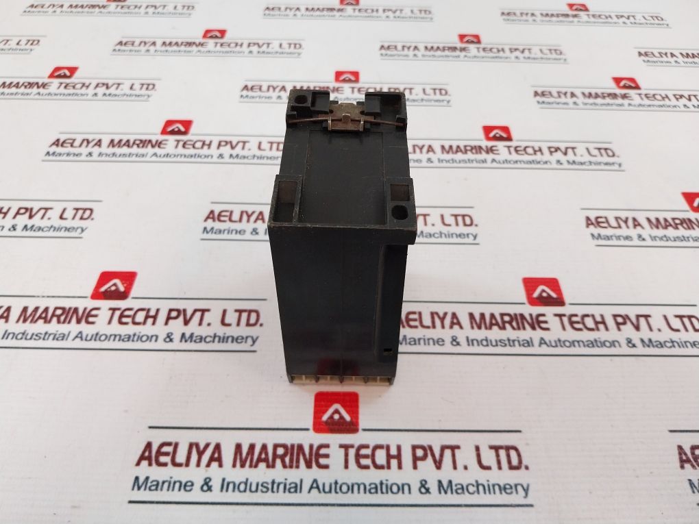 Siemens 3Un8 004 Contactor Relay 220V 40-60Hz