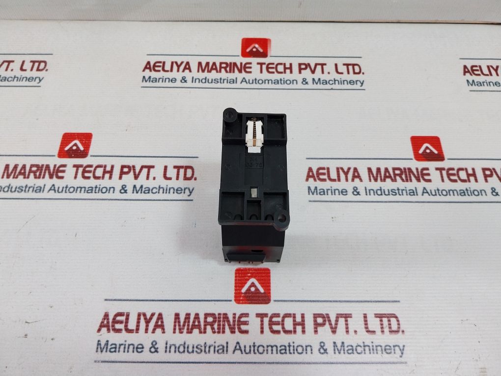 Siemens 3Ux1 418 Foot Mounting Bracket