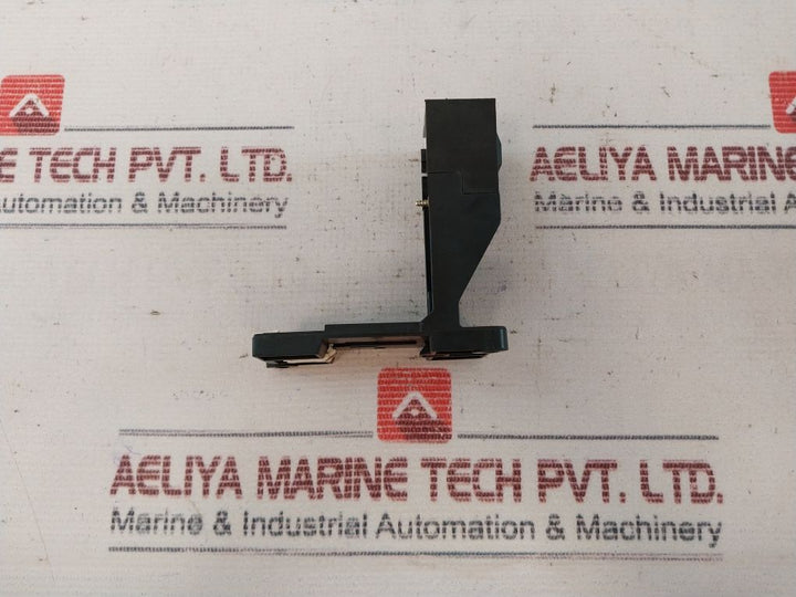 Siemens 3Ux1 418 Foot Mounting Bracket 3Ua50