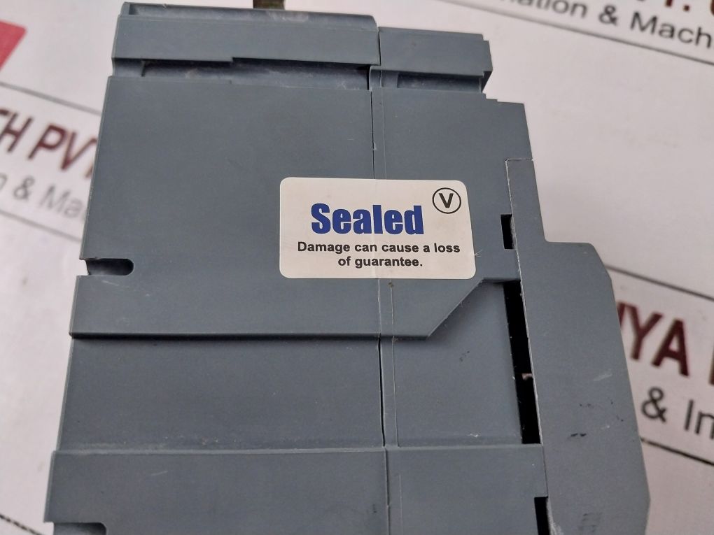 Siemens 3Vt1712-2Dc36-0Aa0 Circuit Breaker