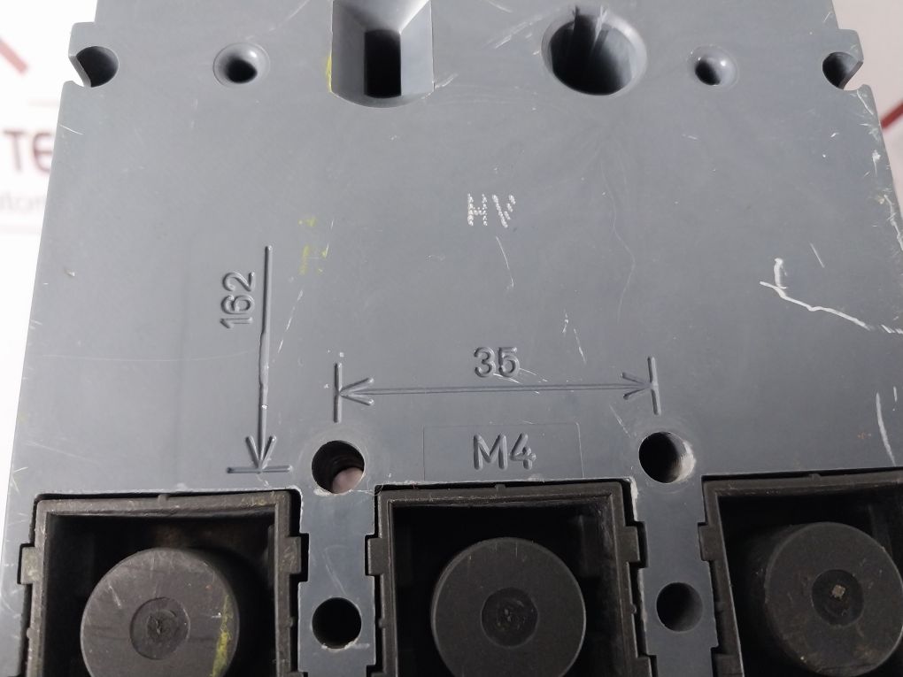 Siemens 3Vt2 Circuit Breaker 3Vt2725-2Aa36-0Aa0