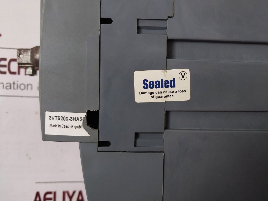 Siemens 3Vt2 Circuit Breaker 3Vt2725-2Aa36-0Aa0