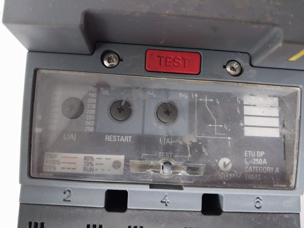 Siemens 3Vt2 Circuit Breaker 3Vt2725-2Aa36-0Aa0