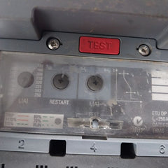 Siemens 3Vt2 Circuit Breaker 3Vt2725-2Aa36-0Aa0