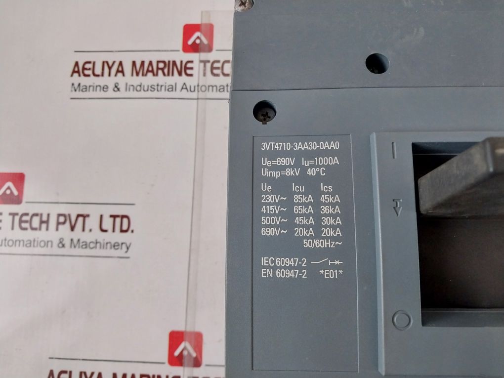 Siemens 3Vt4710-3Aa30-0Aa0 Circuit Breaker