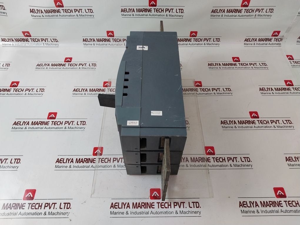 Siemens 3Vt4710-3Aa30-0Aa0 Circuit Breaker