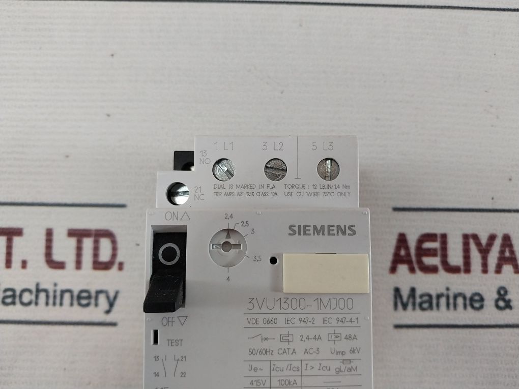 Siemens 3Vu1300-1Mj00 Circuit Breaker 2.4-4A