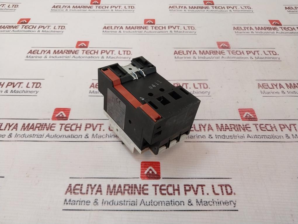 Siemens 3Vu1340-1Me00 Circuit Breaker Cat A Class 10A 50/60Hz