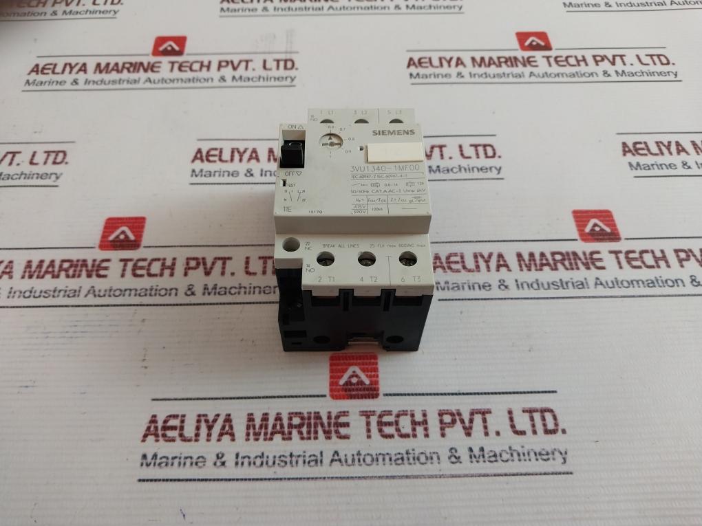 Siemens 3Vu1340-1Mf00 Circuit Breaker Class 10A Cat A 50/60Hz