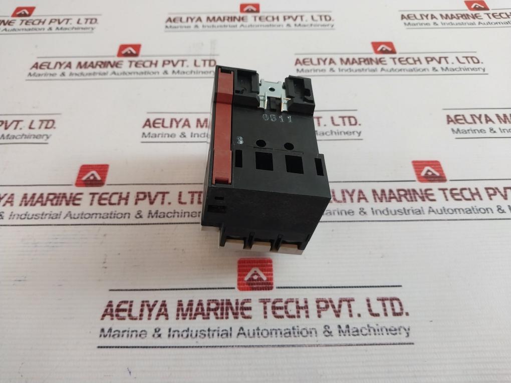 Siemens 3Vu1340-1Mf00 Circuit Breaker Class 10A Cat A 50/60Hz