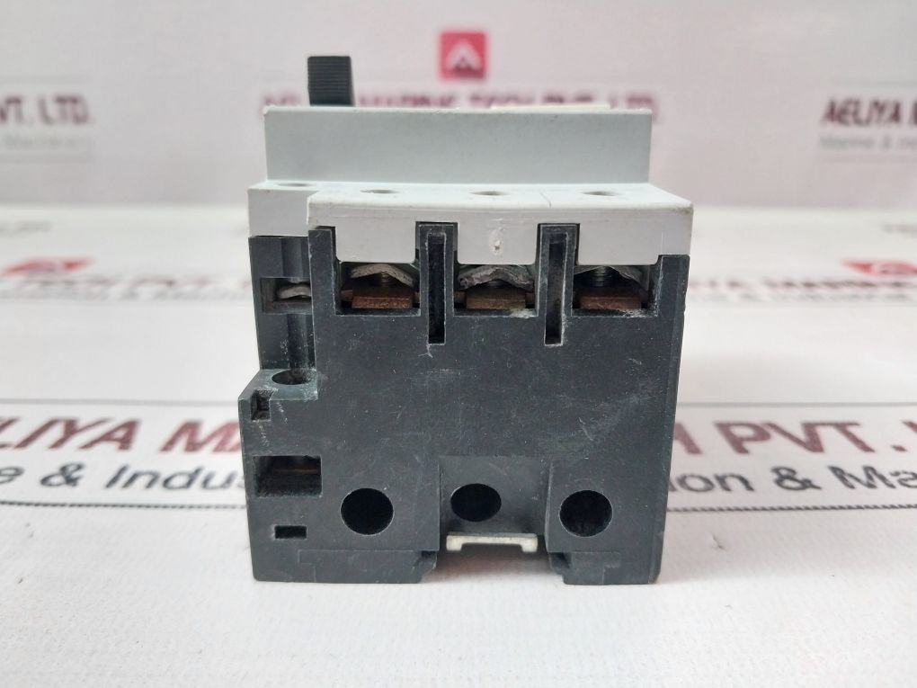 Siemens 3Vu1340-1Nl00 Motor Protection Circuit Breaker 8-13A 50/60Hz