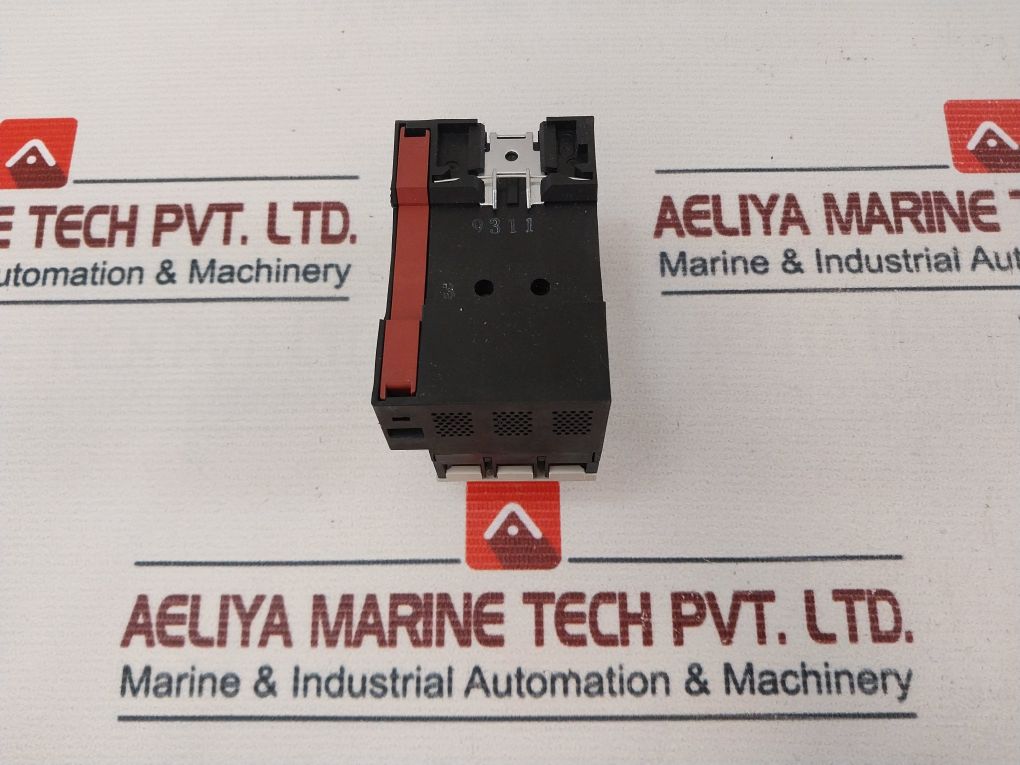 Siemens 3Vu9138-2Ab00 Current Limiter