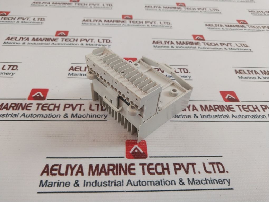 Siemens 3Wl9111-0Ab08-0Aa0 Circuit Breaker Accessories 10A 250V