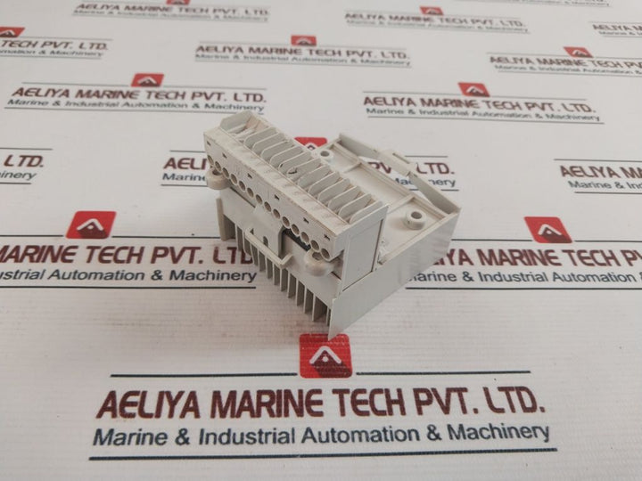 Siemens 3Wl9111-0Ab08-0Aa0 Circuit Breaker Accessories 10A 250V