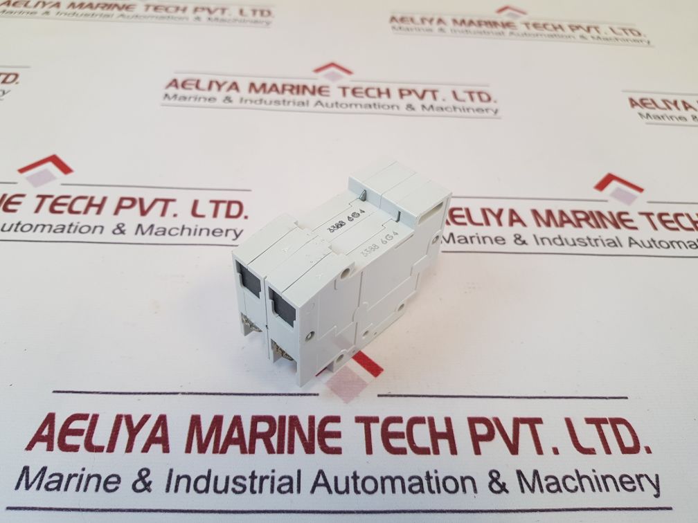 Siemens 5 Sn 2 N N G 4A Circuit Breaker