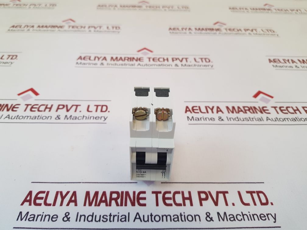 Siemens 5 Sn 2 N N G 4A Circuit Breaker