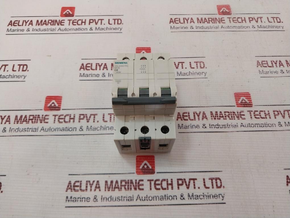 Siemens 5Sl43067Rc 3 Pole Circuit Breaker Cm/L-2255548 415V