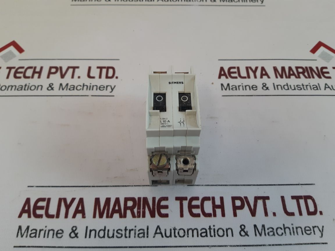 Siemens 5Sn2 L 10A Circuit Breaker
