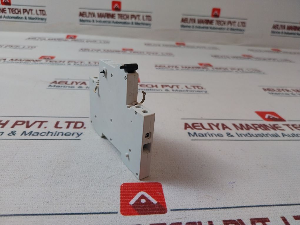 Siemens 5St3010 Auxiliary Circuit Switch