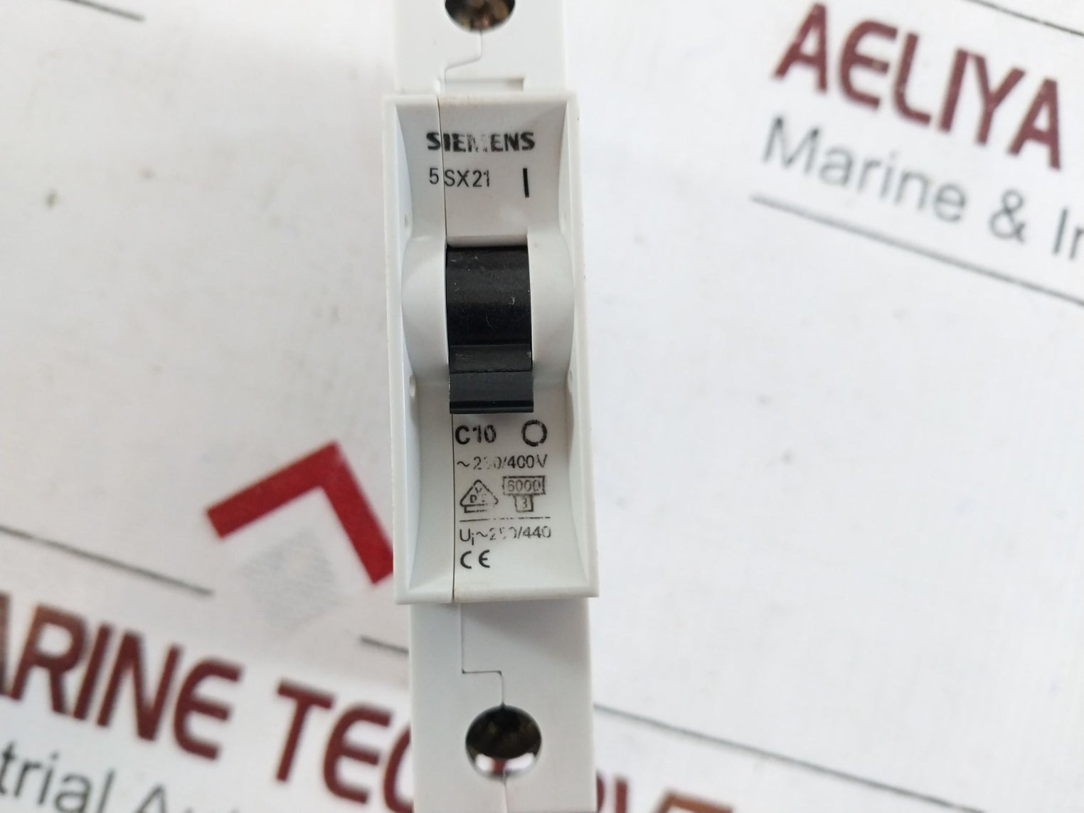 Siemens 5Sx21 C10 O Circuit Breaker