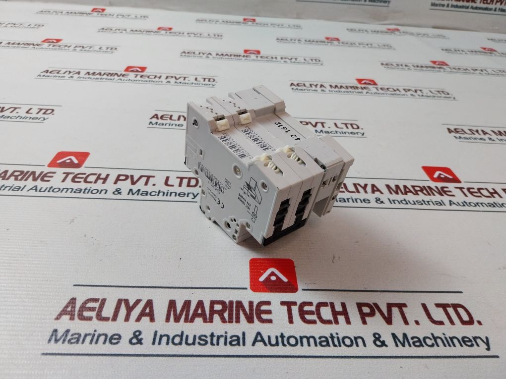 Siemens 5Sy52 Auxiliary Circuit Switch 440V 22-awg