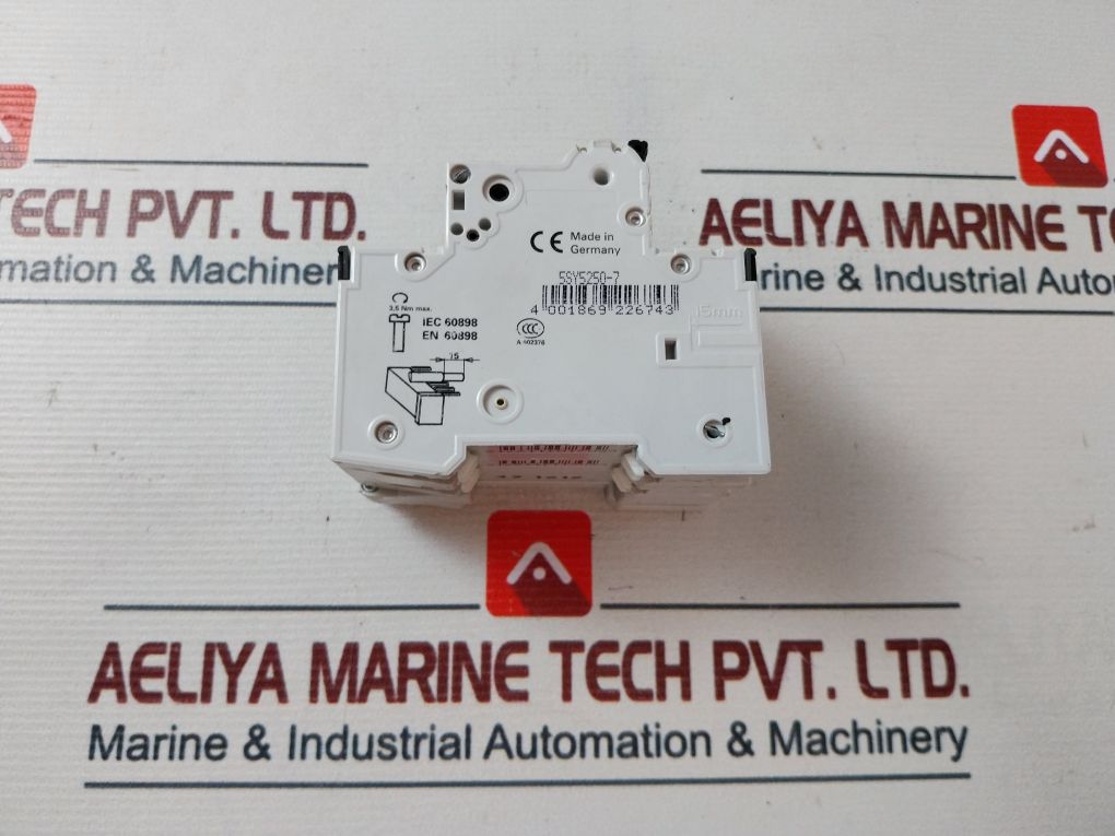 Siemens 5Sy52 Auxiliary Circuit Switch 440V 22-awg