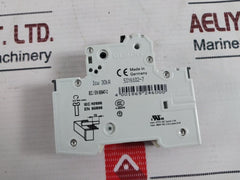 Siemens 5Sy6102-7 Circuit Breaker 230/400V Ac