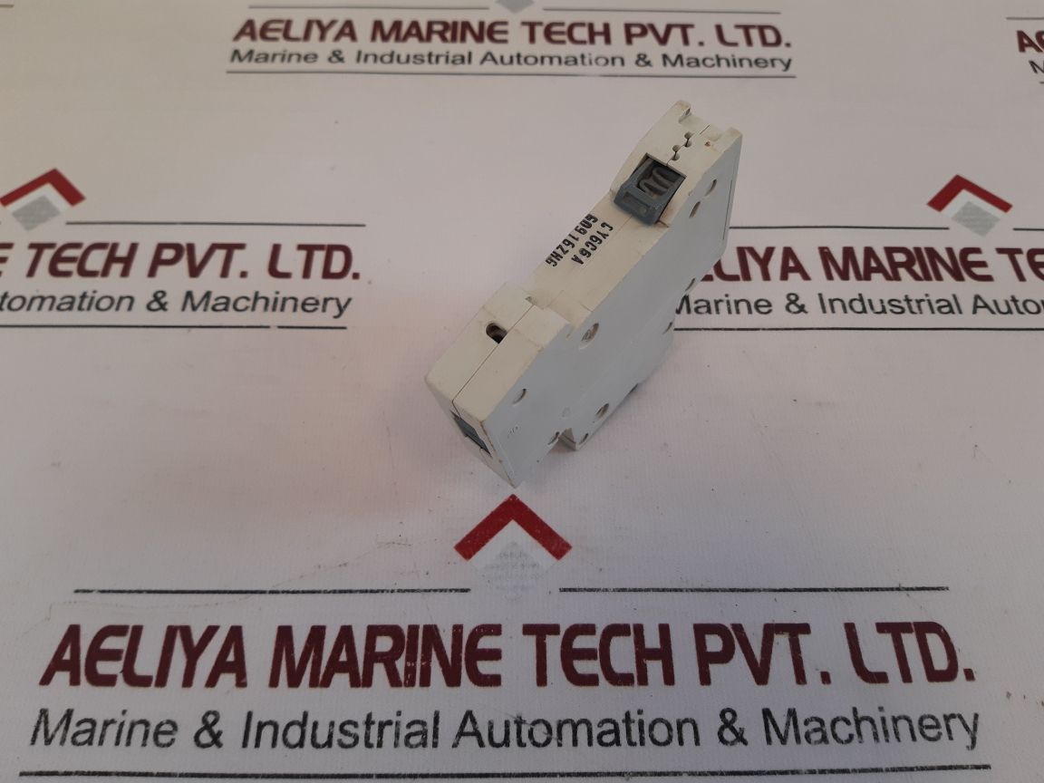 Siemens 5Sy6106-7Cc Circuit Breaker