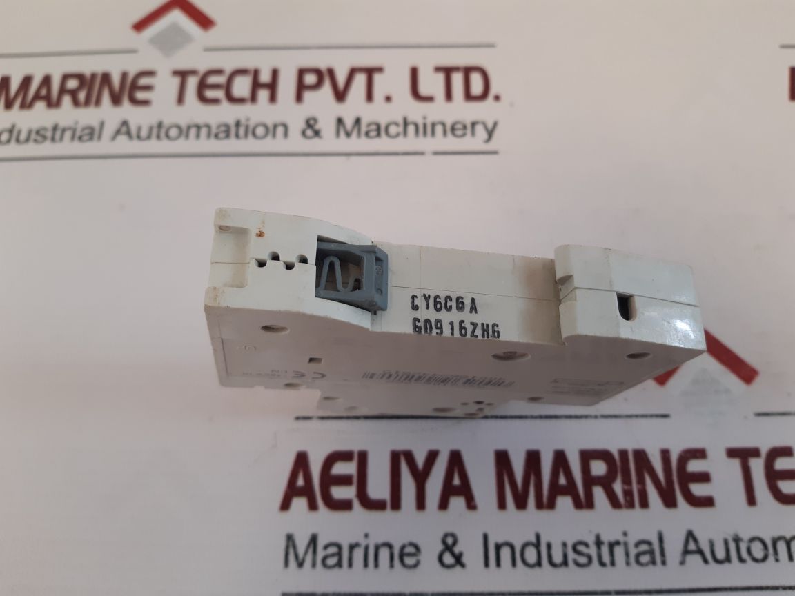 Siemens 5Sy6106-7Cc Circuit Breaker