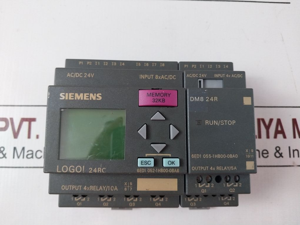 Siemens 6Ed1 052-1Hb00-0Ba6 Logic Module 6Ed1 055-1Hb00-0Ba0