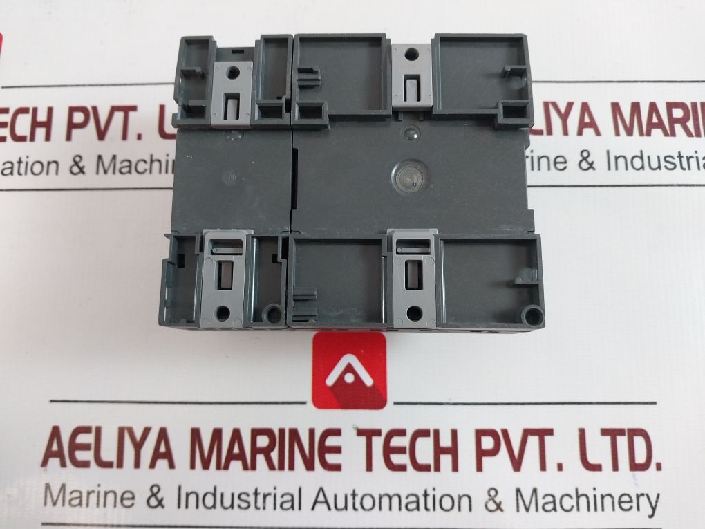 Siemens 6Ed1 052-1Md00-0Ba6 Logic Module 6Ed1 055-1Mb00-0Ba1