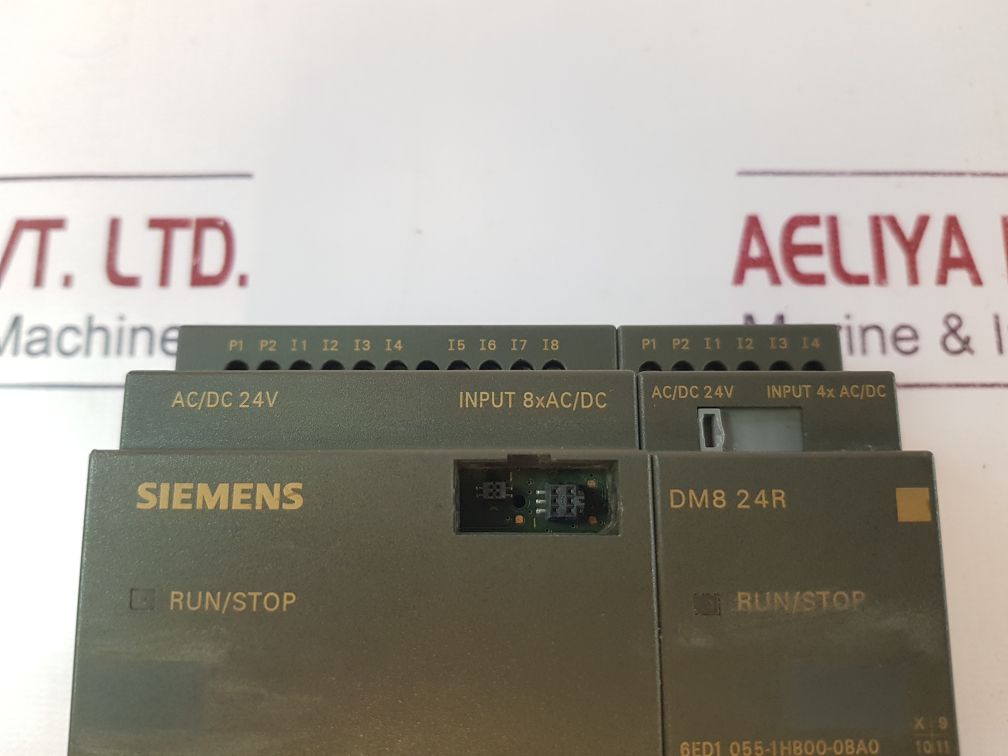 Siemens 6Ed1 052-2Hb00-0Ba6 Logic Module With 6Ed1 055-1Hb00-0Ba0