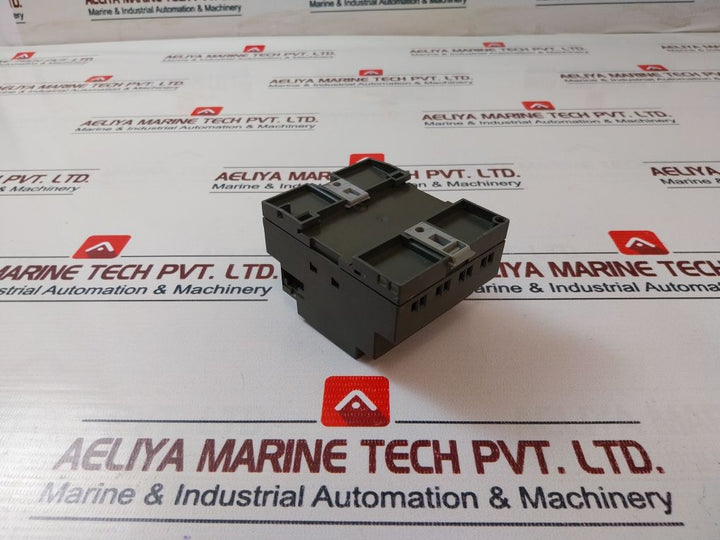 Siemens 6Ed1 052-2Md00-0Ba4 Logic Module 4Xrelay/10A