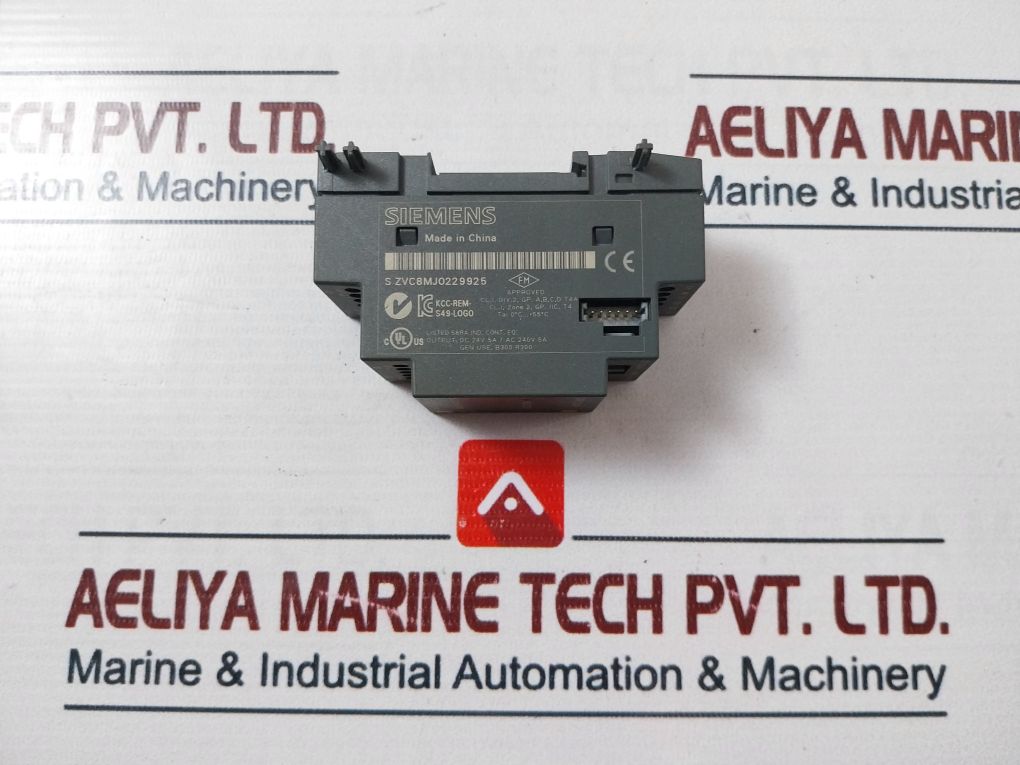 Siemens 6Ed1 055-1Mb00-0Ba1 Digital Input/Output Module Dc 12/24V