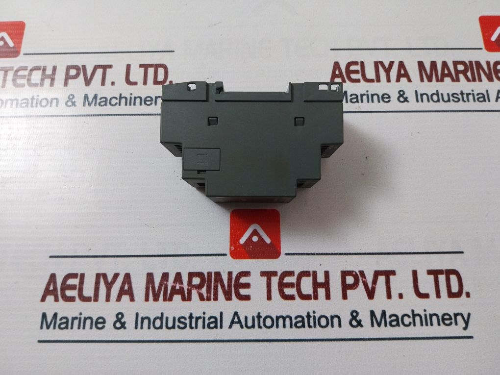 Siemens 6Ed1 055-1Mb00-0Ba1 Digital Input/Output Module Dc 12/24V