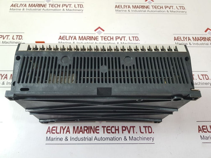 Siemens 6Es5101-8Ua13 Central Controller
