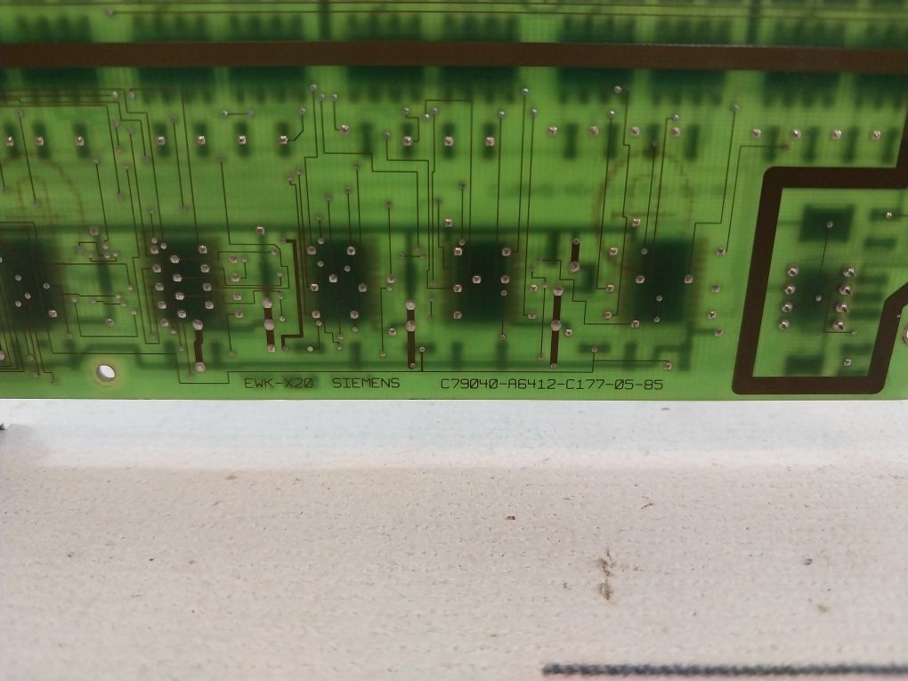 Siemens 6Es5451-4Ua13 Digital Output Module 94V-0