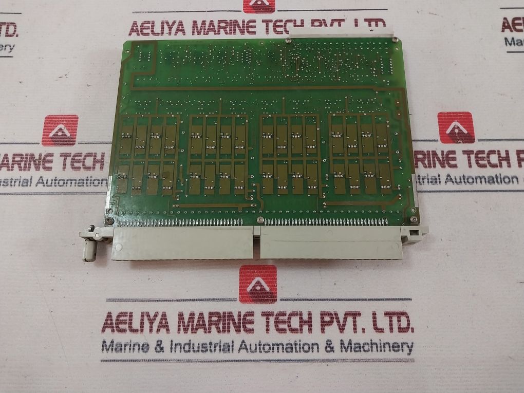 Siemens 6Es5451-4Ua13 Digital Output Module 94V-0