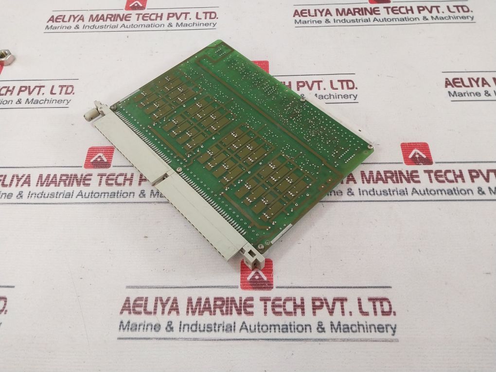 Siemens 6Es5451-4Ua13 Digital Output Module 94V-0