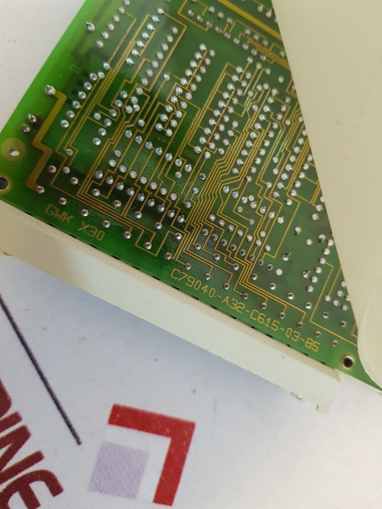 Siemens Simatic 6Es5470-4Ub11 Analog Output Module