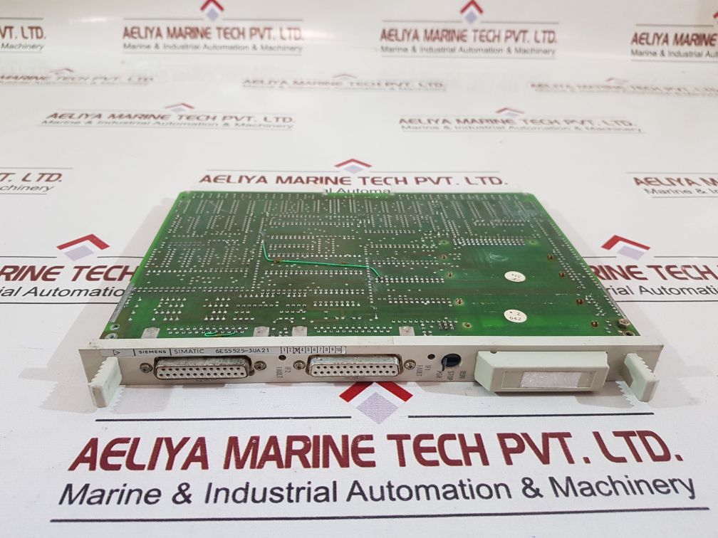 Siemens Simatic 6Es5525-3Ua21 Plc Module
