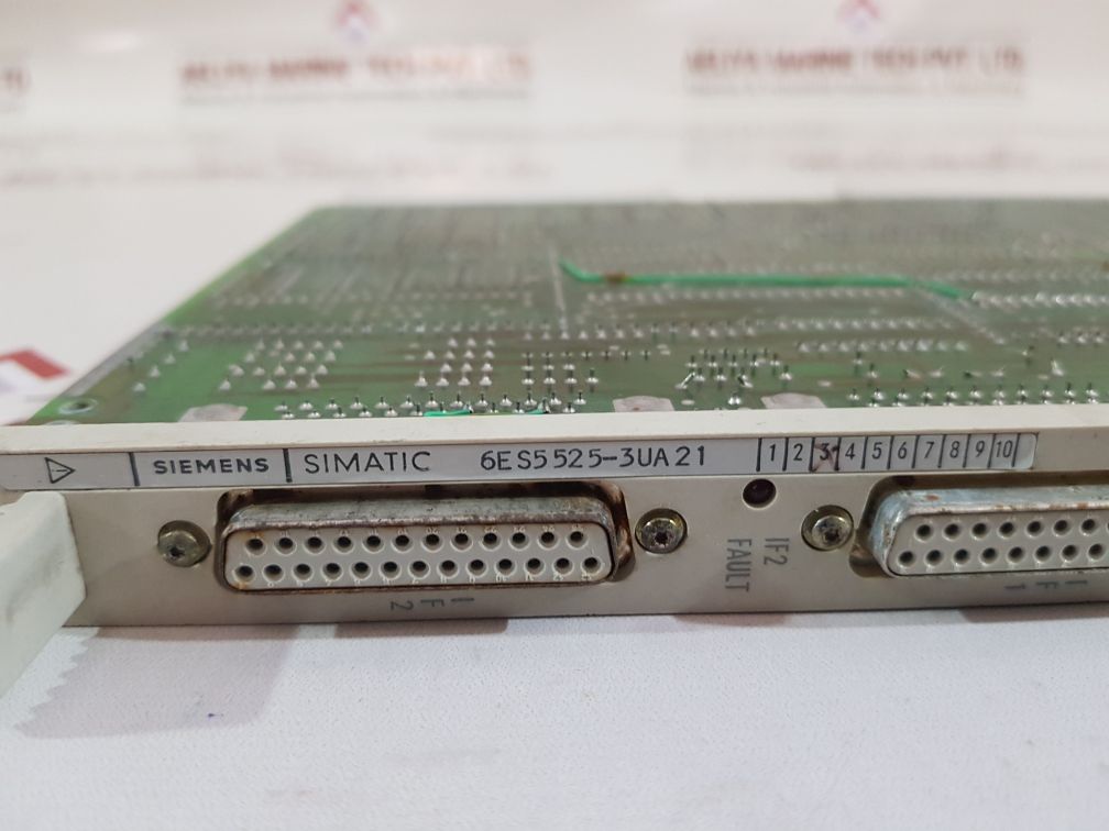 Siemens Simatic 6Es5525-3Ua21 Plc Module