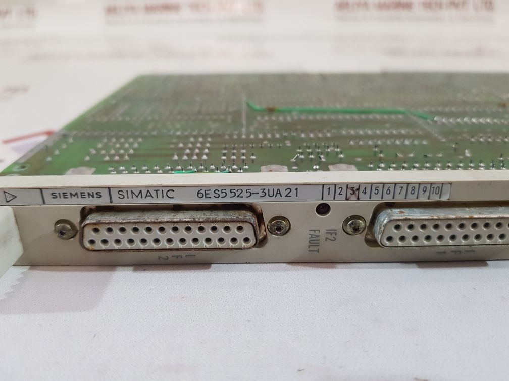 Siemens Simatic 6Es5525-3Ua21 Plc Module