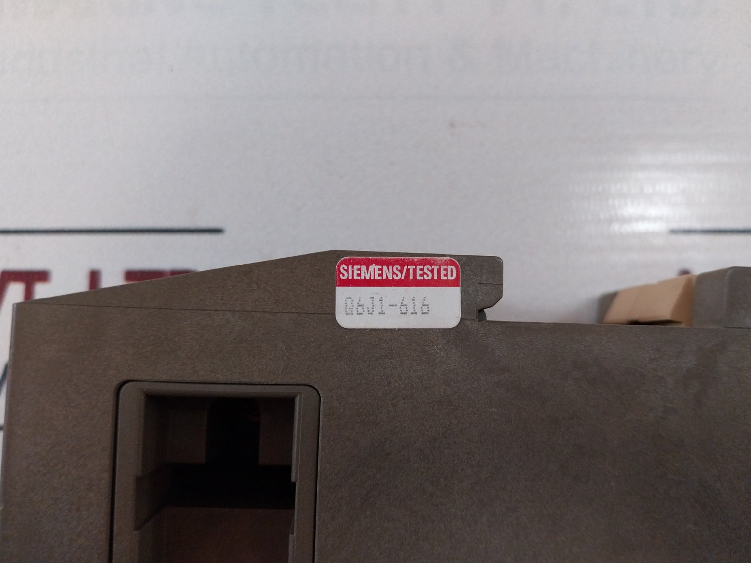 Siemens 6Es5935-8Me11 Power Supply Dc 24V