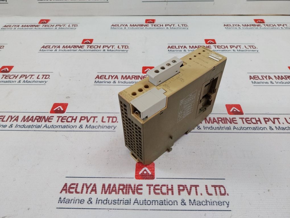 Siemens 6Es5 318-8Ma12 Interface Module 24V Dc 0.35A