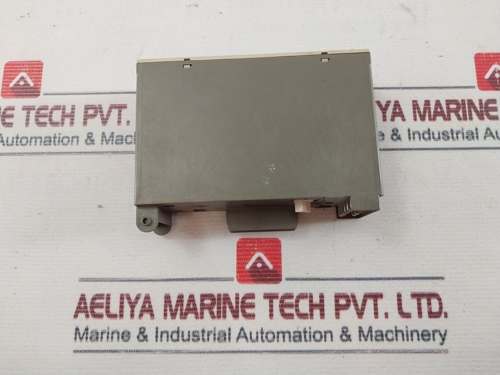 Siemens 6Es5 421-8Ma12 Digital Input Module 8 X 24V Dc