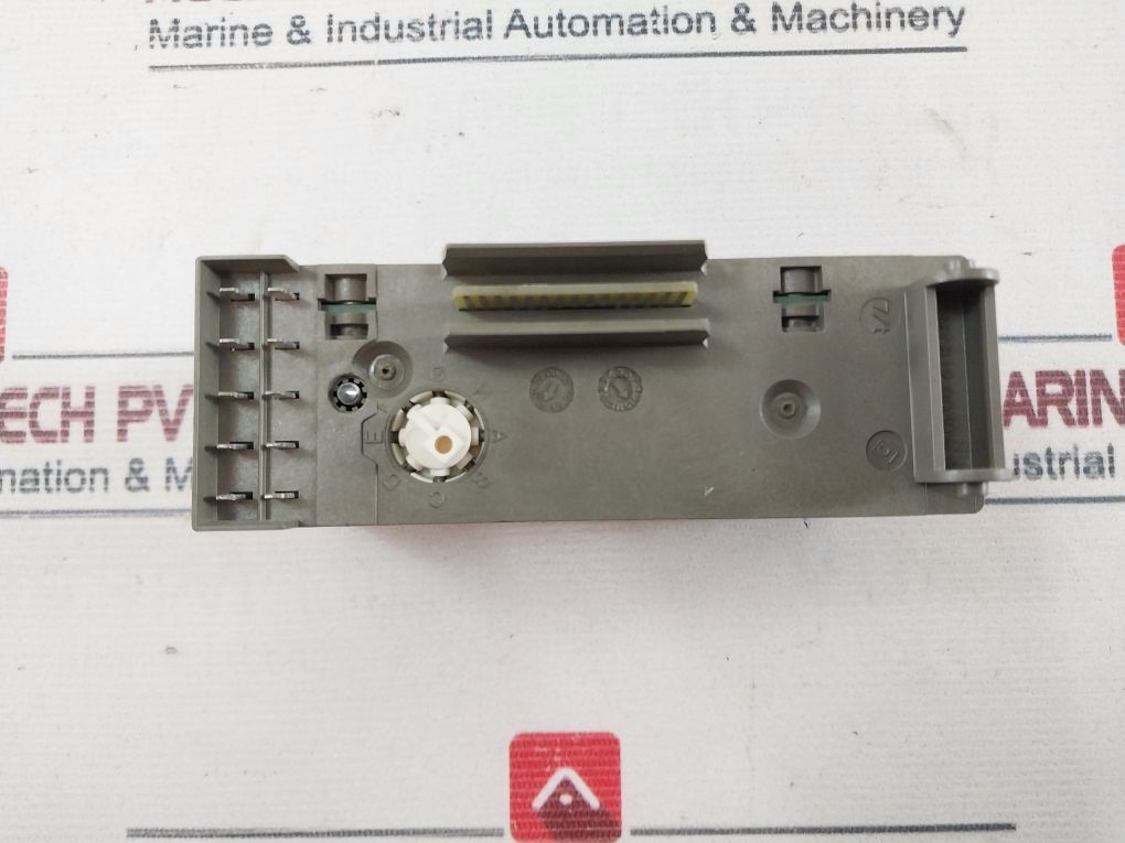 Siemens 6Es5 421-8Ma12 Digital Input Module 8 X 24V Dc