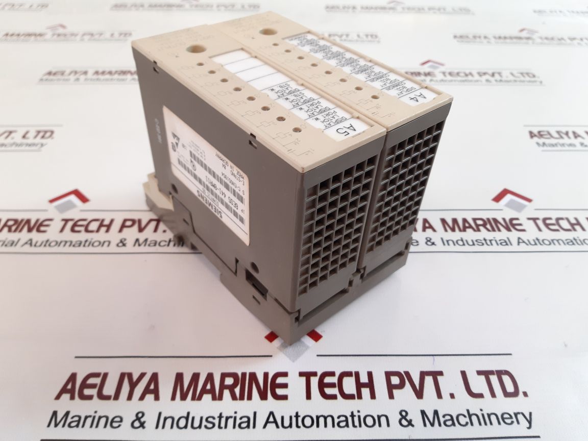 Siemens 6Es5 441-8Ma11 Digital Output Module Set
