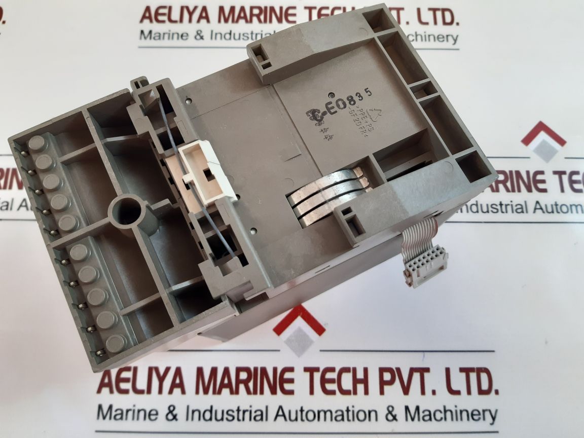 Siemens 6Es5 441-8Ma11 Digital Output Module Set
